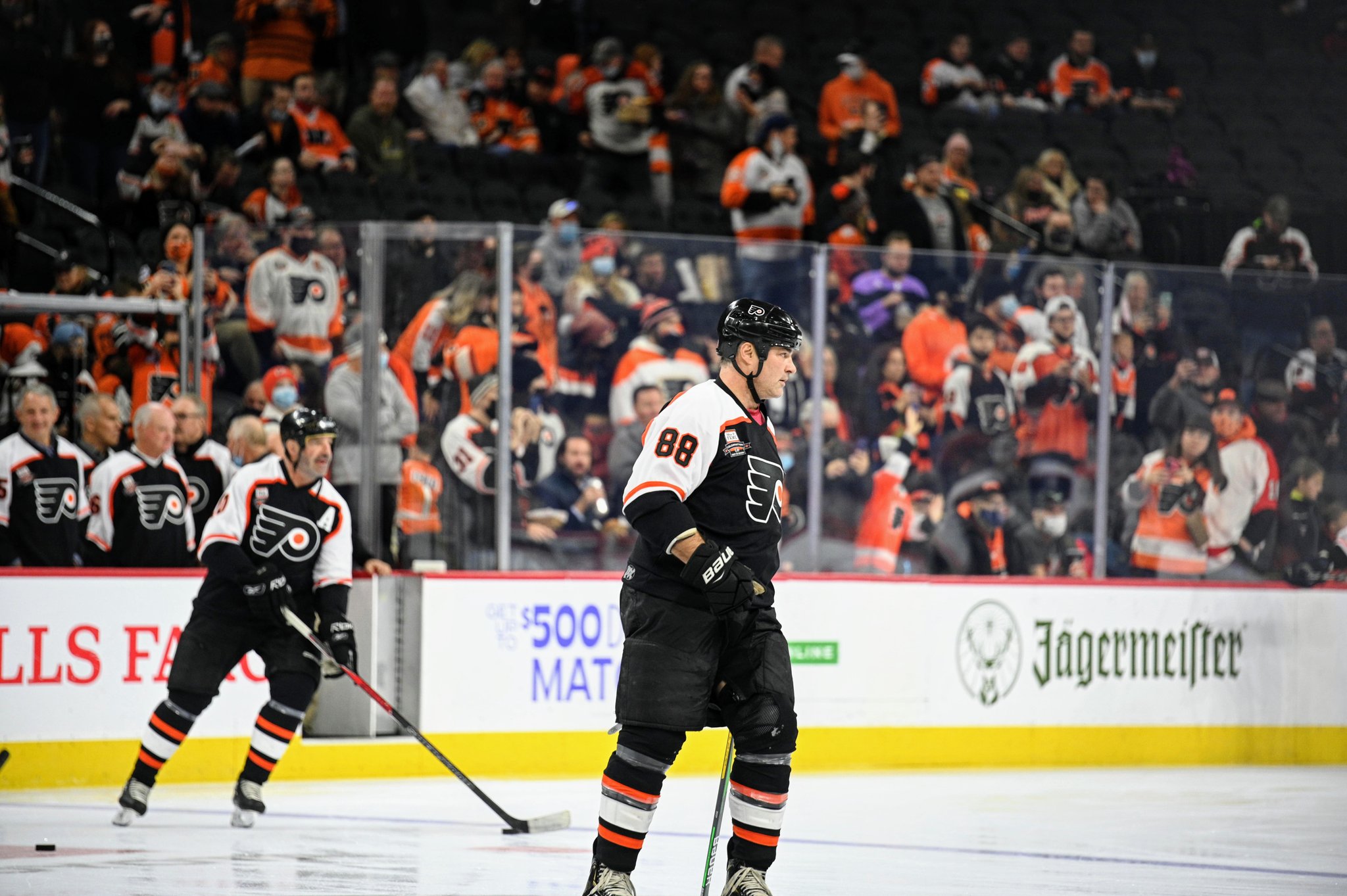 Philadelphia Flyers veteran hockey players Bob The Hound Kelly