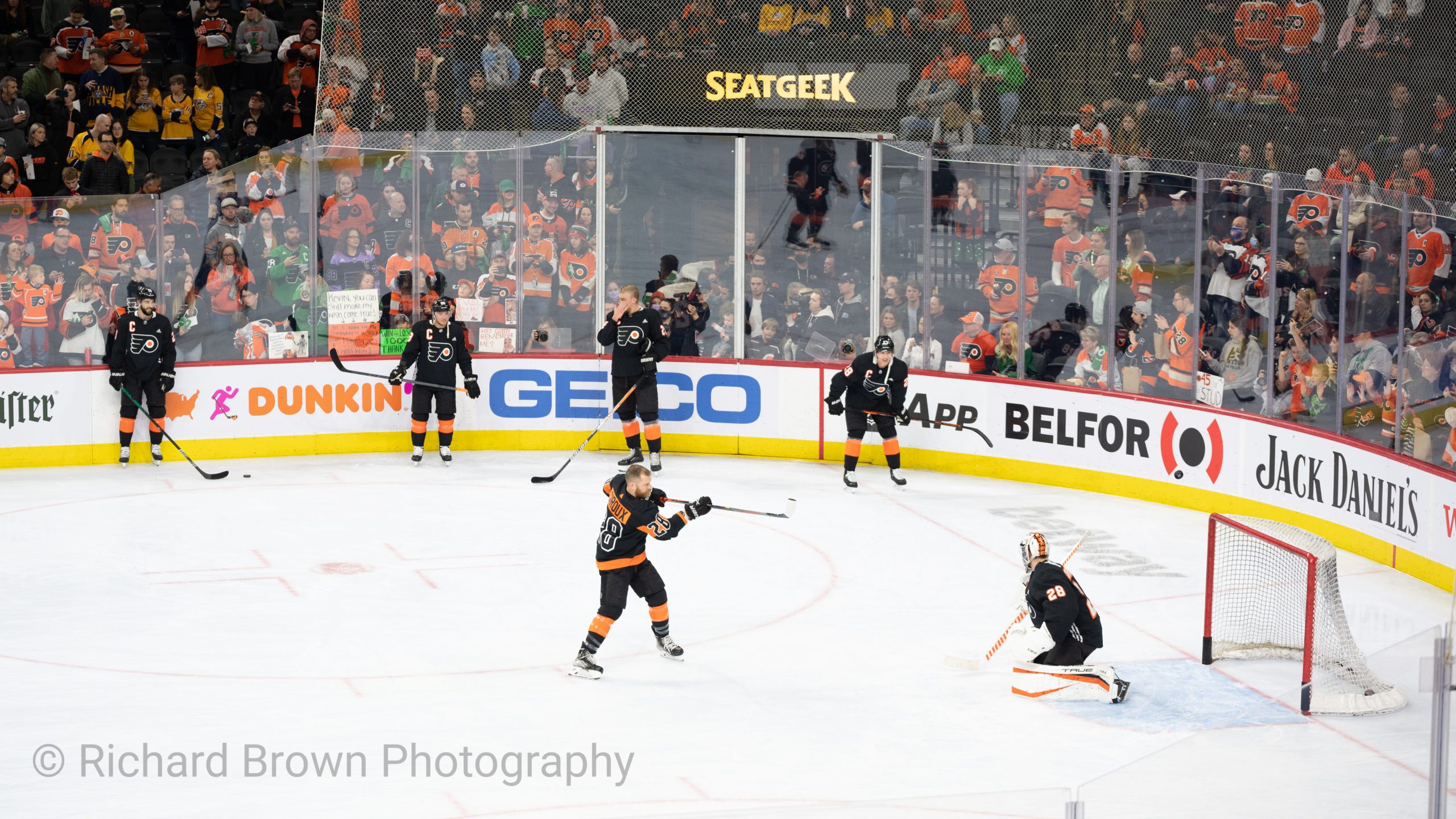 Claude Giroux practically confirms his fate with the Flyers following a