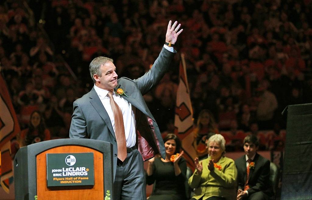 Flyers hire former star John LeClair as special adviser to hockey